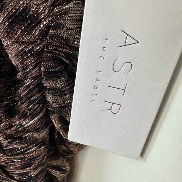 ASTR the Label Norah Dress - Picture 12 of 14